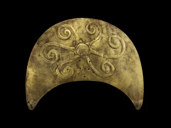 Headdress Ornament with Sun, Moche