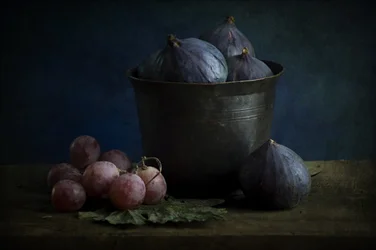 Rustic Figs and Grapes