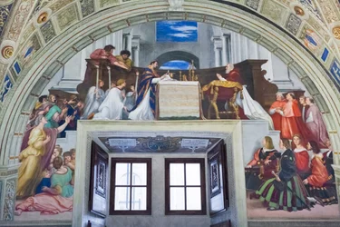 The Mass at Bolsena, room of Heliodorus