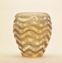 Heavy moulded vase with wave design in polished relief by Lalique, c. 1902