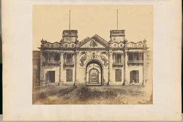 The Mermaid Gate, Kaiserbagh Palace