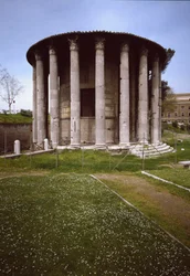 View of the Temple of Hercules Victor (Hercules Olivarius), 213 BC