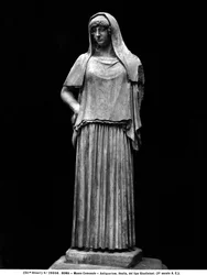 Statue of Hestia