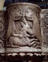 Animals fighting (detail)