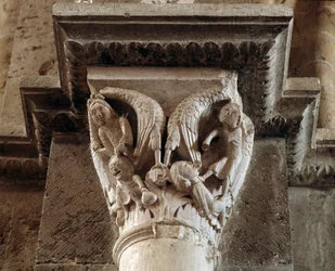 Punishment of the miser and the slander (carved capital)