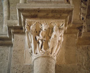 The devil shows a woman to Saint Benedict to tempt him, capital of the narthex (sculpture)