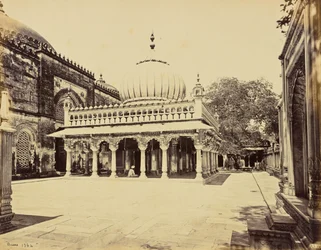 Delhi; The Tomb of Nizam-ud-Din