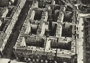 Berlin: Old Dwelling Houses
