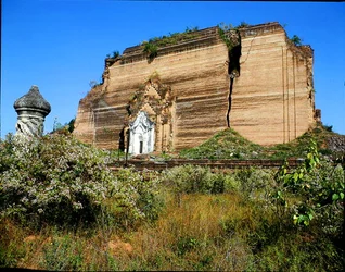 The Mingun Paya, built 1790-1816
