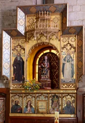 Hermitage (Ermita de Nuestra Señora de La Plaza). Interior. Altar