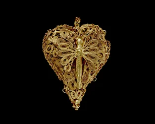 Pendant, c. 1900