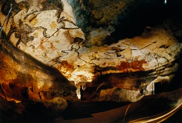Panoramic View of the Hall of Bulls at Lascaux, France