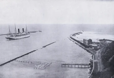 Entrance to Durban Harbour