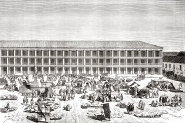 La Casa de los Portales, Plaza de Simon Bolivar