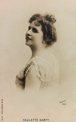 Portrait of the French singer Paulette de Bardy, known as Paulette Darty; postcard