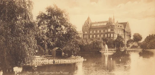 Malmo: View from Slottsparken with the Museum