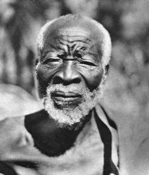 The story teller, Livingstone to Broken Hill, Northern Rhodesia