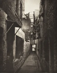 Close No. 101 High Street (#8)