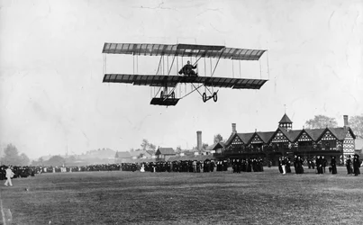 Grahame White Flying His Machine from the Ranelagh Club, 1910