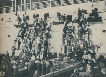 A Novel Method of Coaling at the Port of Yokohama