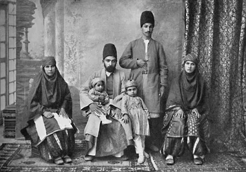 A Persian Parsi family, 1902
