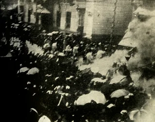 A bomb explodes on the day of the wedding of the king and queen of Spain, Madrid, 1906