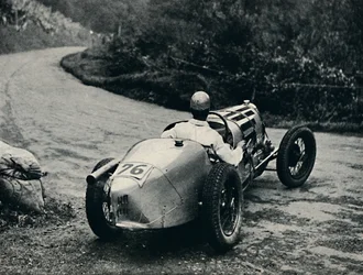 A Skid at Shelsey Walsh, 1937