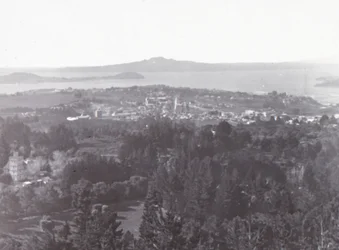 Auckland, from Mount Eden