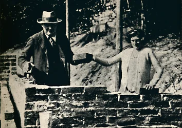 Bricklayer and Artisan
