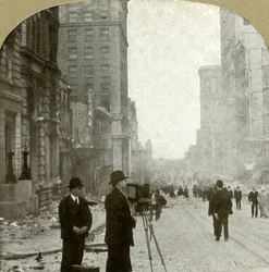California St., looking forward toward the ferry depot - Banking District
