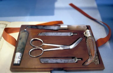 Circumcision Set, Dutch