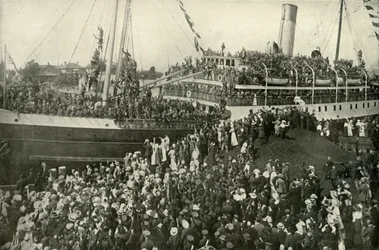 Departure of the Victorian B.C. Contingent