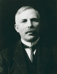 Ernest Rutherford, Nobel Prize-Winning Atomic Physicist