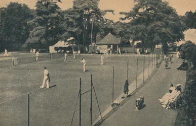 Hard Tennis Courts, Upper Gardens