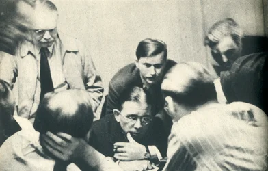 Inside a German Internment Camp. Americans Listen to London