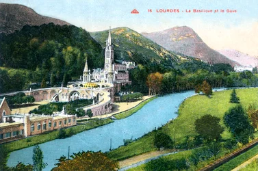 La Basilique et le Gave, Lourdes, France