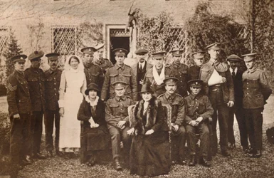 Lady Elizabeth with Countess of Strathmore and Convalescent Wounded Soldiers