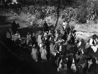 Libyan refugees escorted by the Italian army during the Italian-Turkish War in Libya