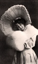 Marie Studholme, English Actress