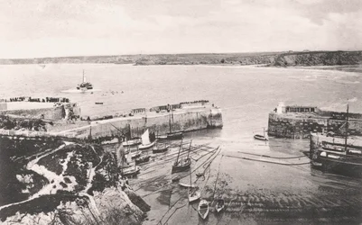 Newquay harbour, Newquay, Cornwall, 1908