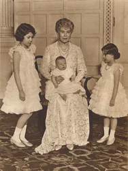 Queen Mary-Grandmother, Sandringham