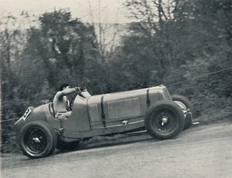 Raymond Mays E.R.A. breaking the record, the Shelsey Walsh Hill Climb