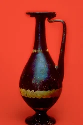 Roman vase, 350-450 AD