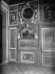 State Bedroom, Showing Alcove - Hôtel Lauzun, 1903