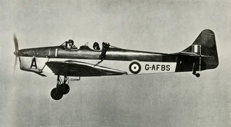 The Miles Magister, 1941