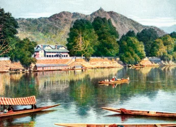 The river Jhelum and clubhouse at Srinagar, India, early 20th century