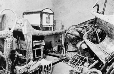 View of the Antechamber of the Tomb of Tutankhamun, Valley of the Kings, Egypt, 1922