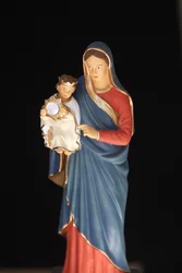 Virgin and Child Statue, Madrid, Spain