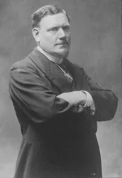 Yann Nibor, c1893
