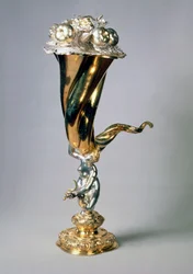Silver-gilt standing cup in the shape of a cornucopia with repoussé decoration by D. T. Moye, Hamburg, early 17th century